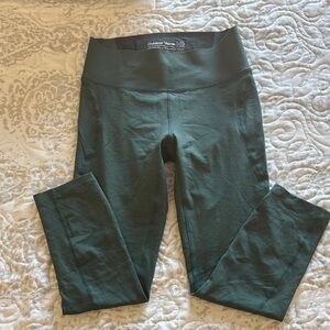 Outdoor Voices Green 7/8 Length Leggings Small